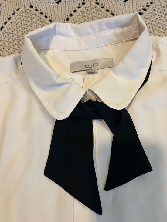 LOFT Cream Button Down Blouse with Black Tie Nevk Sz XL NWT - Picture 2 of 8